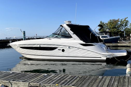 Sea Ray 350 Sundancer image