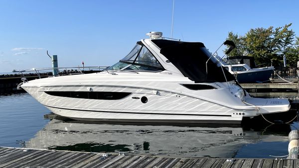 Sea Ray 350 Sundancer