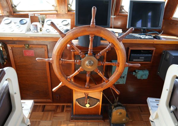 Stephens Brothers YP655 image