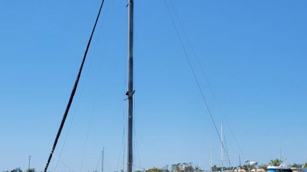 Catalina 470