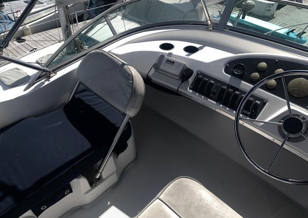 Bayliner 3388-COMMAND-BRIDGE-MOTORYACHT image