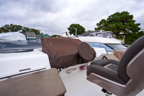 Galeon 43 SKY image