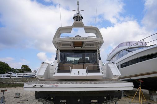 Galeon 43 SKY image