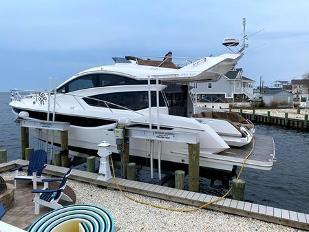 Galeon 43 SKY image