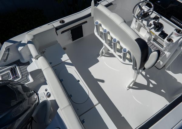 Tidewater 220-LXF image