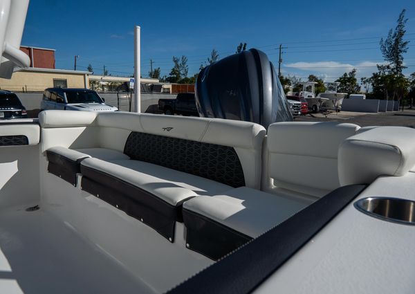 Tidewater 220-LXF image