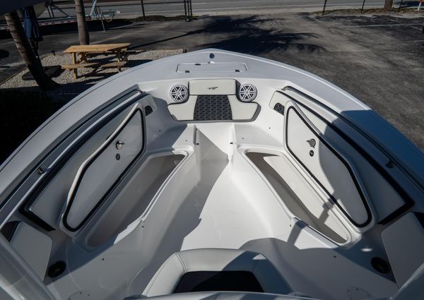 Tidewater 220-LXF image