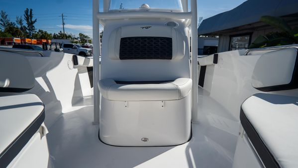 Tidewater 220-LXF image