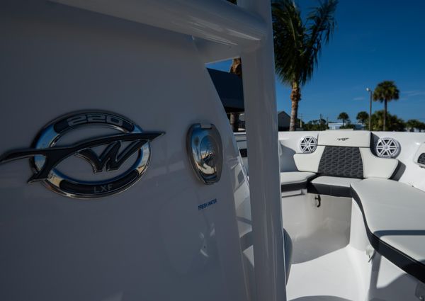 Tidewater 220-LXF image