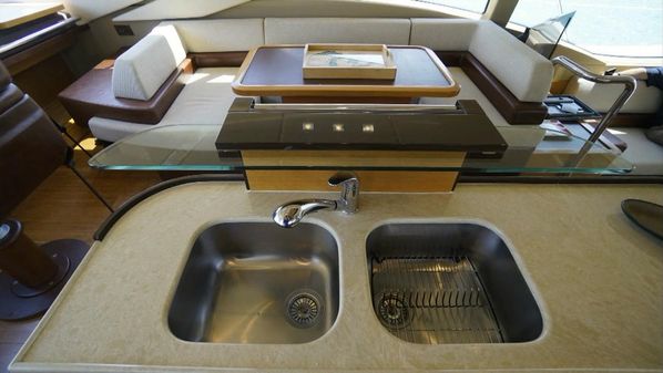Azimut 58 Fly image