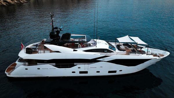 Sunseeker 116 Yacht 