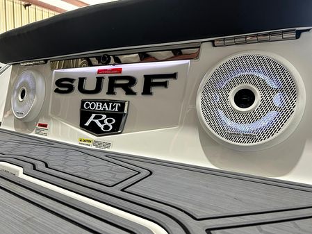 Cobalt R8-SURF image