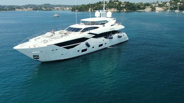 Sunseeker 116 Yacht