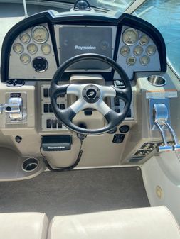 Cruisers Yachts 330 Express image