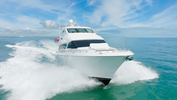 Hatteras 72 Motor Yacht image