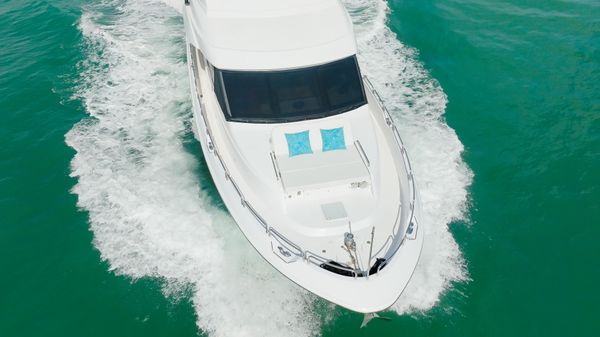 Hatteras 72 Motor Yacht image