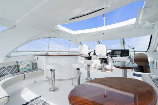 Hatteras 72 Motor Yacht image