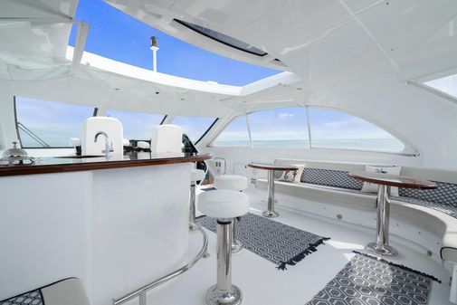 Hatteras 72 Motor Yacht image