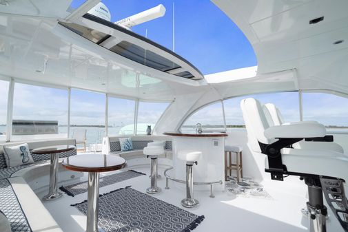 Hatteras 72 Motor Yacht image