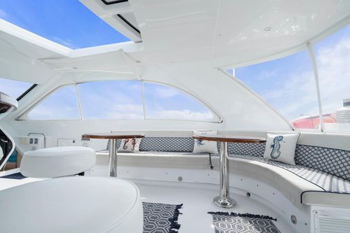 Hatteras 72 Motor Yacht image