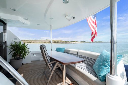 Hatteras 72 Motor Yacht image