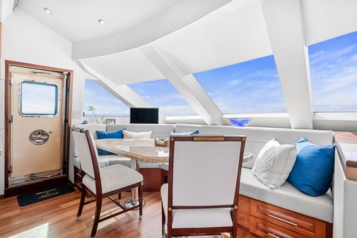 Hatteras 72 Motor Yacht image