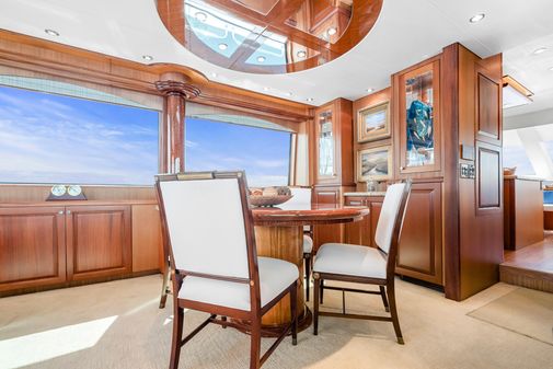 Hatteras 72 Motor Yacht image