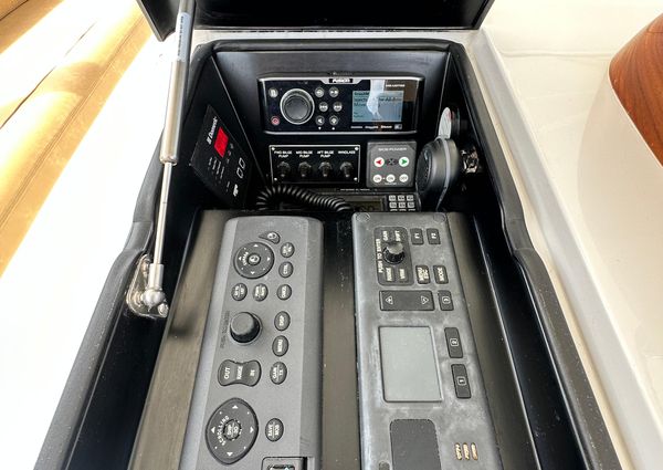 Viking 55 Convertible image