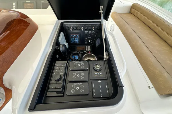 Viking 55 Convertible image