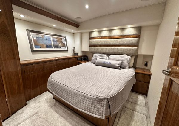 Viking 55 Convertible image