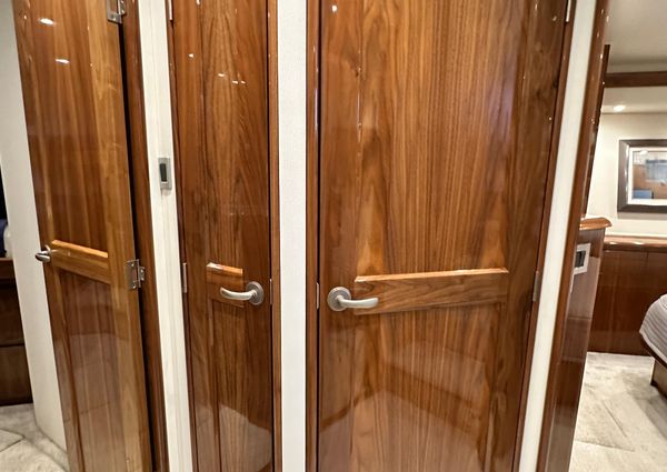 Viking 55 Convertible image