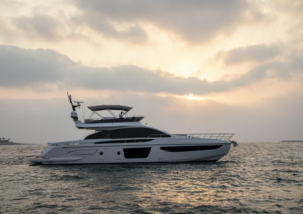 Azimut S7 Model - 2024 image