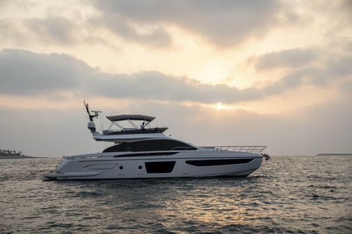 Azimut S7 Model - 2024 image