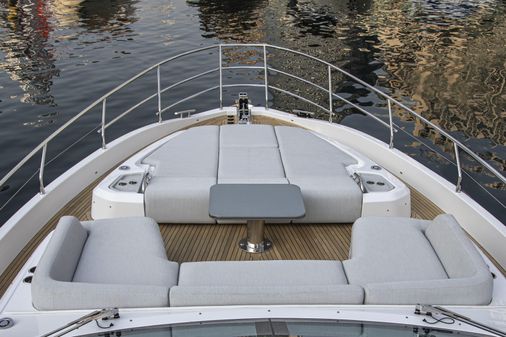 Azimut S7 Model - 2024 image