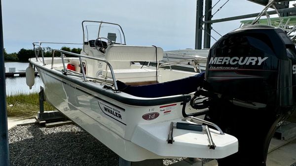 Boston Whaler 170 Montauk 