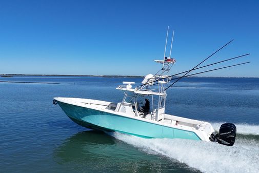 SeaVee 39B Center Console image
