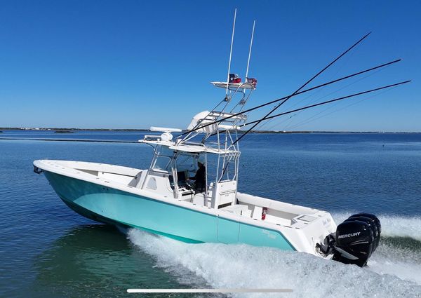 SeaVee 39B Center Console image