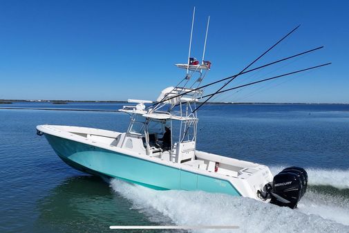 SeaVee 39B Center Console image