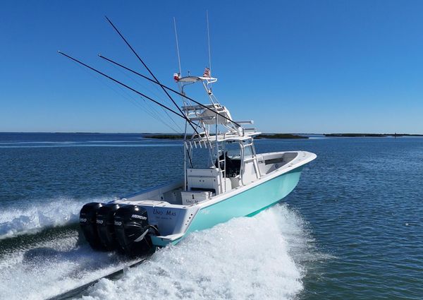 SeaVee 39B Center Console image