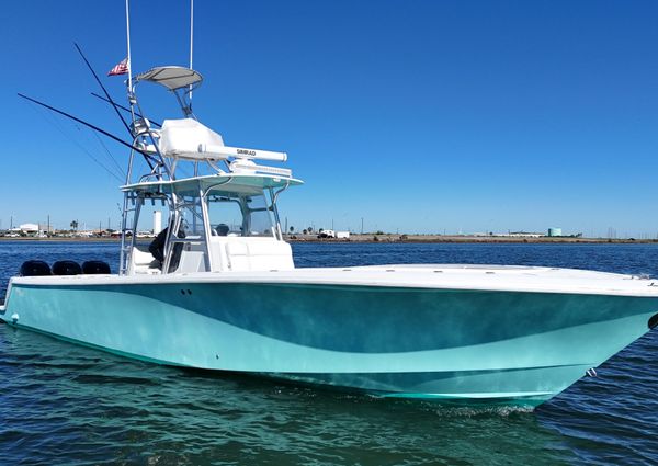 SeaVee 39B Center Console image