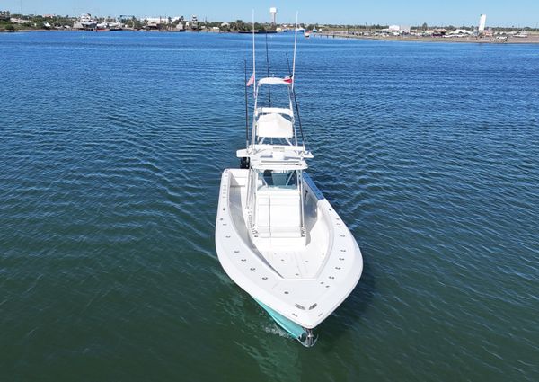 SeaVee 39B Center Console image