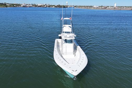SeaVee 39B Center Console image