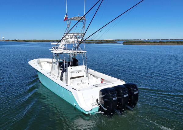 SeaVee 39B Center Console image