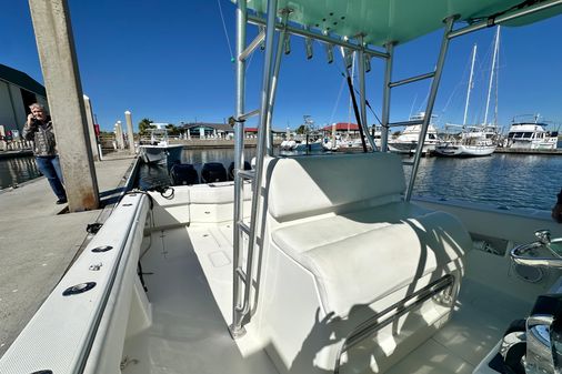 SeaVee 39B Center Console image