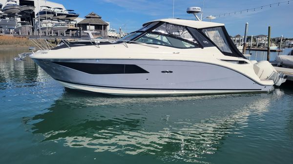 Sea Ray Sundancer 320 OB