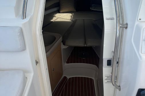 Boston Whaler 26 Conquest image