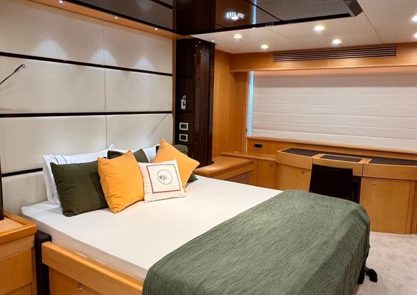 Sunseeker 80 Yacht image