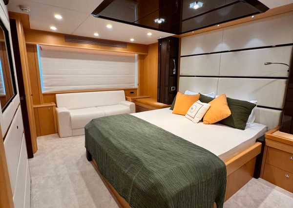 Sunseeker 80 Yacht image