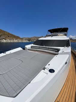 Sunseeker 80 Yacht image