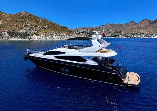 Sunseeker 80 Yacht image